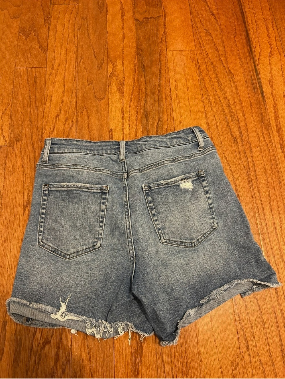 Zenana High Rise Distressed Denim Shorts Size Large Raw Hem - Picture 8 of 8